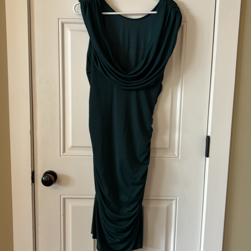 Bcbg Maxazria Size Large A Deep Emerald Green Dre… - image 4